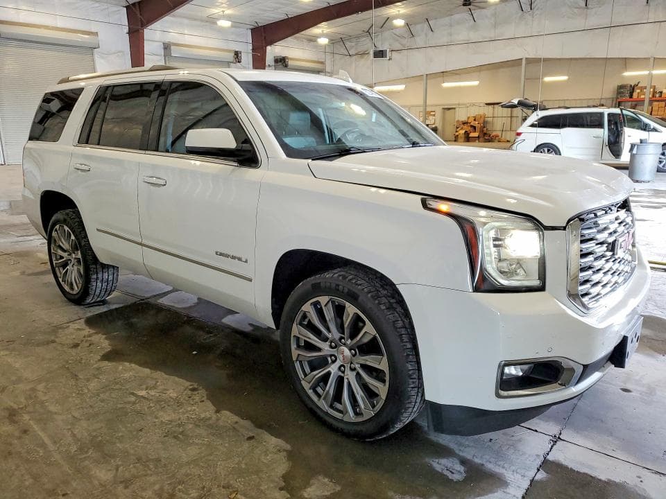2018 GMC YUKON DENALI 4