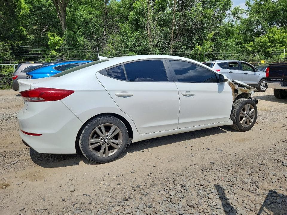 2018 HYUNDAI ELANTRA SEL 3