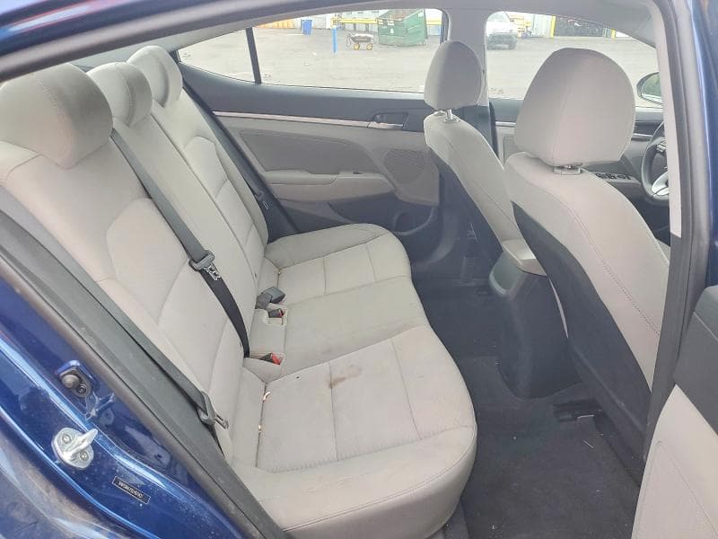 2020 HYUNDAI ELANTRA SEL 10