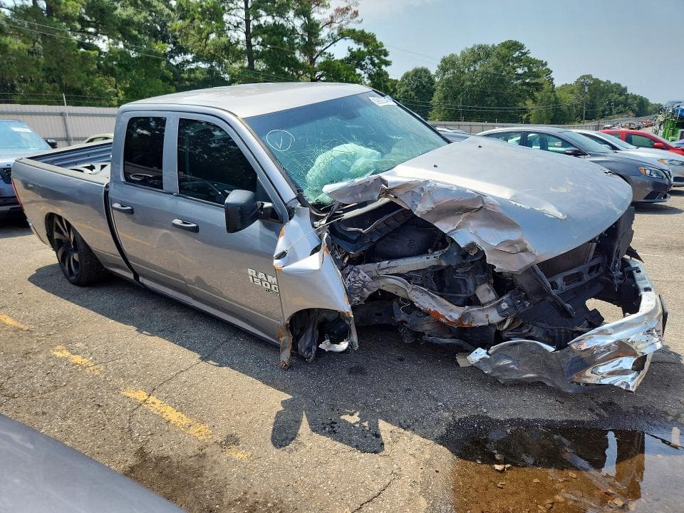 2019 RAM 1500 CLASSIC TRADESMAN 4