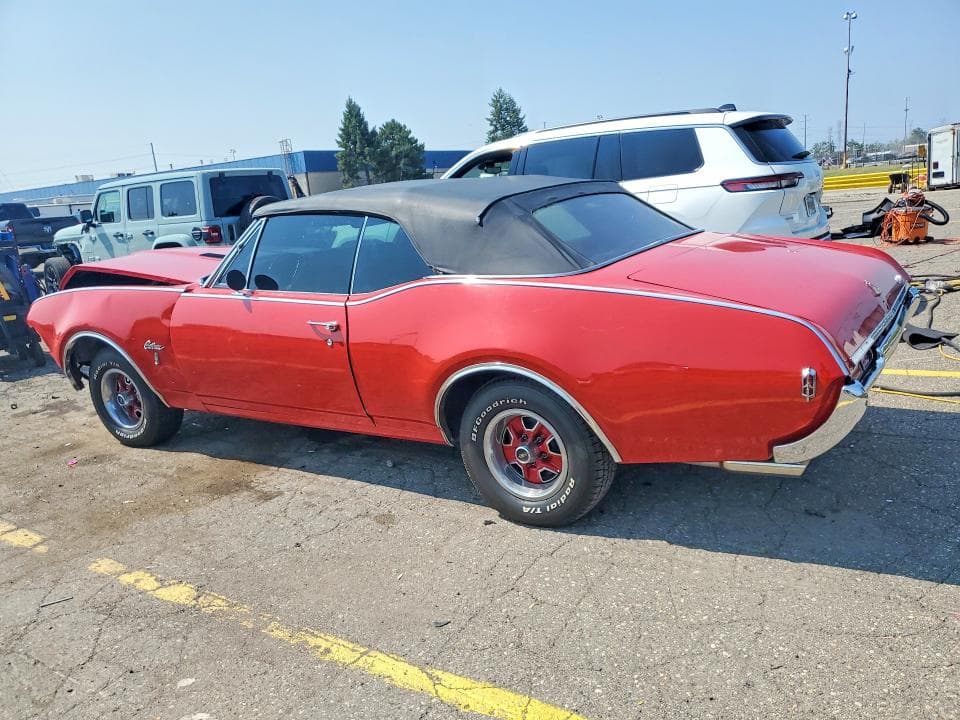 1968 OLDSMOBILE CUTLASS F-85 2