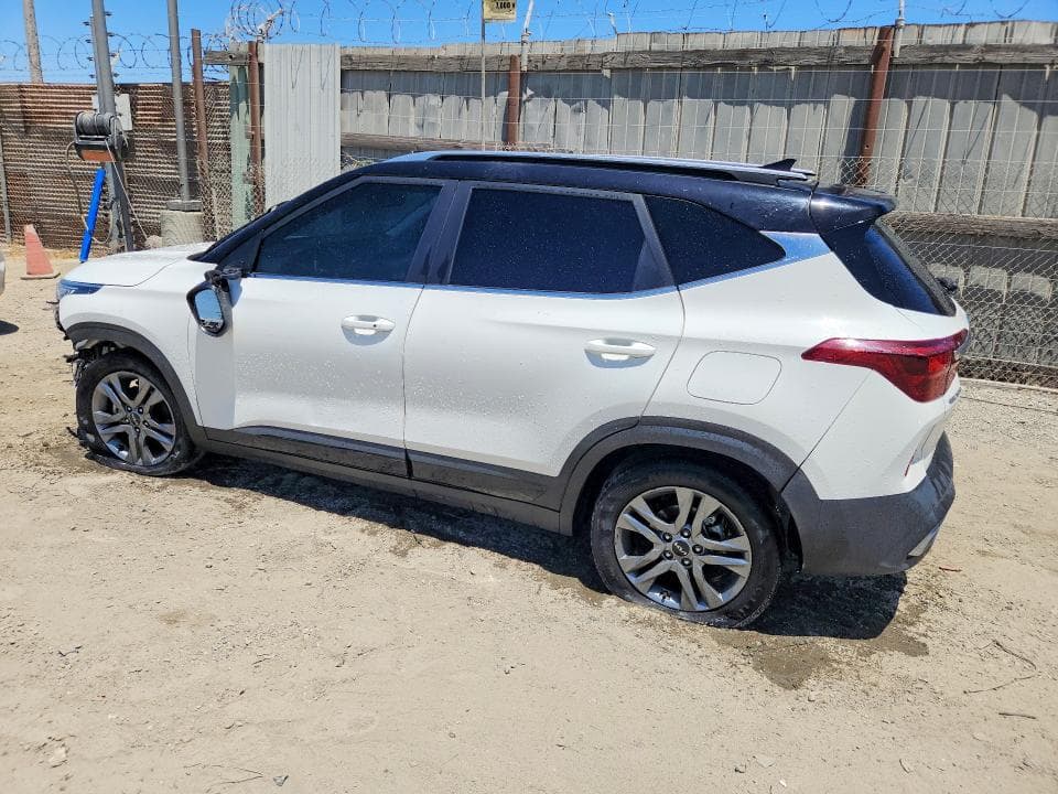 2022 KIA SELTOS S 2