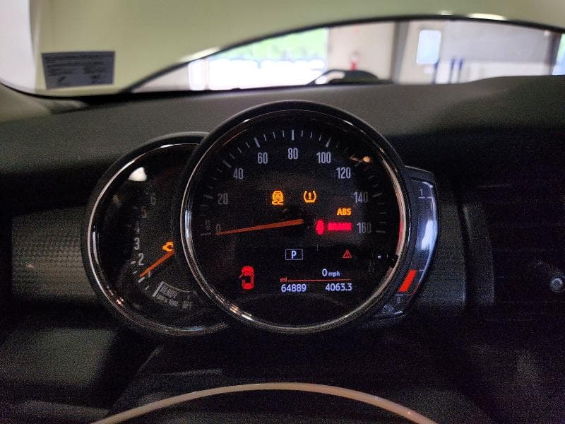 2020 MINI COOPER 9