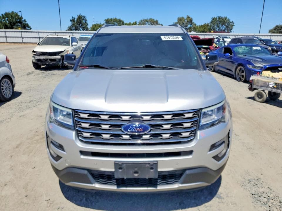 2017 FORD EXPLORER XLT 5