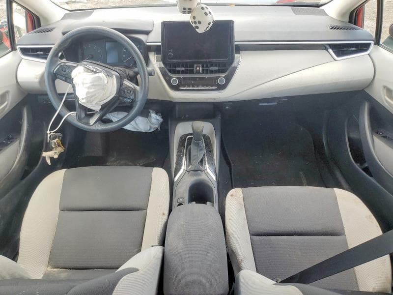 2025 TOYOTA COROLLA LE 8