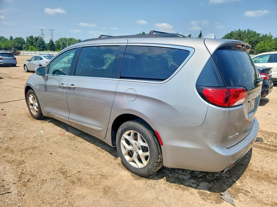 2017 CHRYSLER PACIFICA TOURING L 2