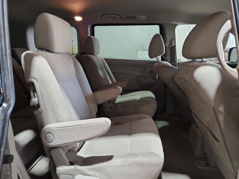 2017 NISSAN QUEST SV 11