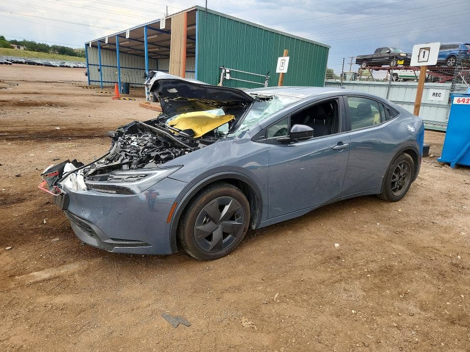 2024 TOYOTA PRIUS LE - 1