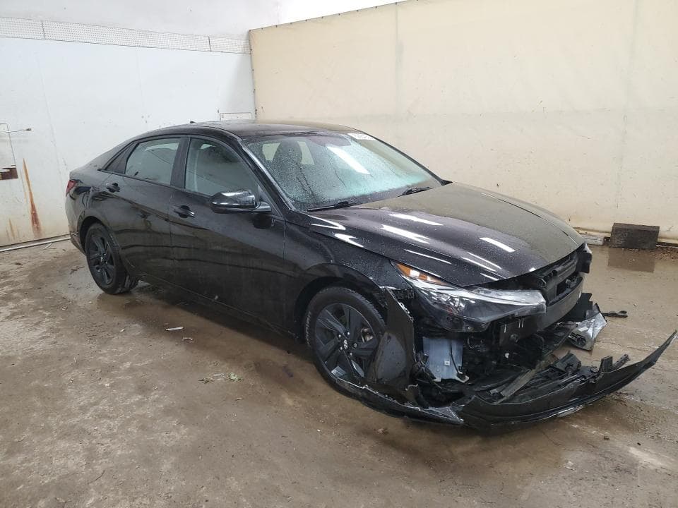 2023 HYUNDAI ELANTRA SEL 4