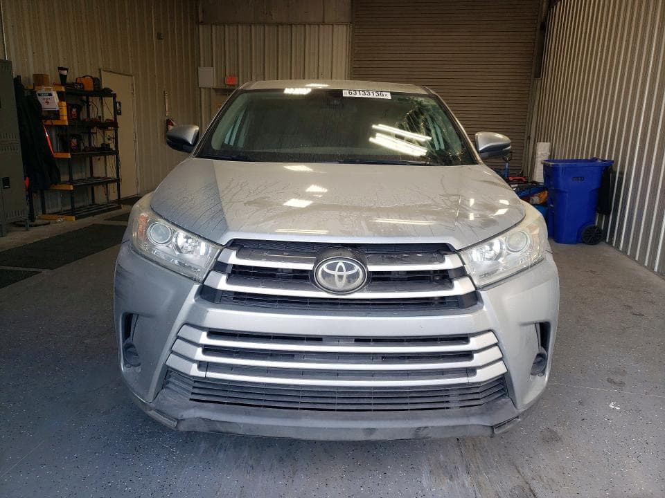 2018 TOYOTA HIGHLANDER LE 5