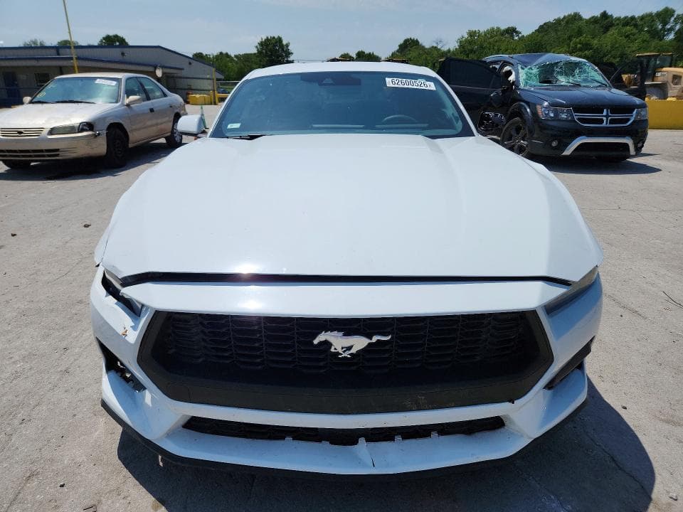 2026 FORD MUSTANG BASE 5