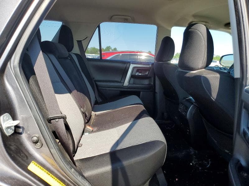 2017 TOYOTA 4RUNNER SR5 11