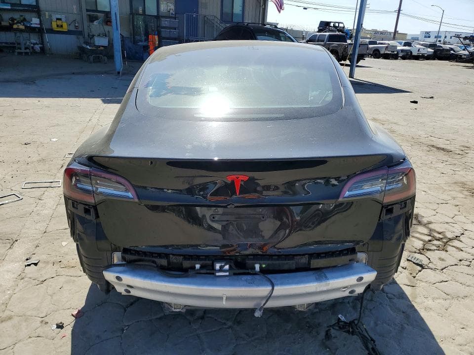 2021 TESLA MODEL 3 6