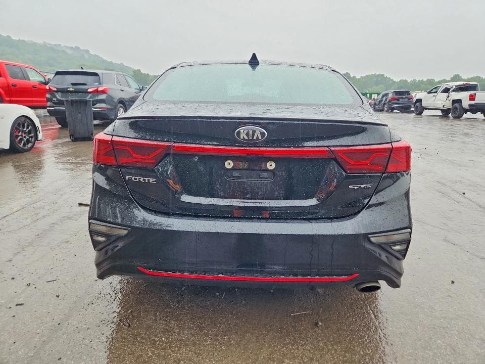 2021 KIA FORTE GT LINE 6