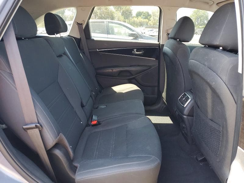 2020 KIA SORENTO L 11