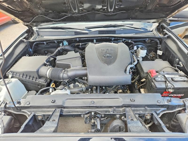 2021 TOYOTA TACOMA SR V6 11
