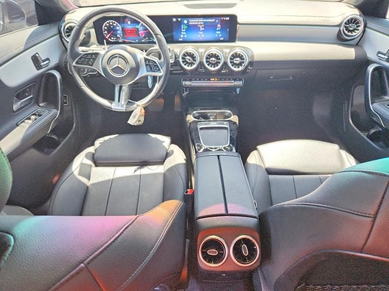 2025 MERCEDES-BENZ CLA 250 4MATIC 8