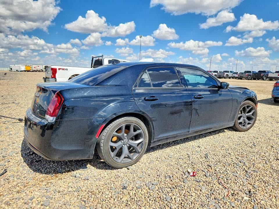 2021 CHRYSLER 300 TOURING 3