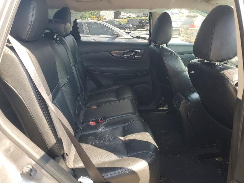 2019 NISSAN ROGUE S 10