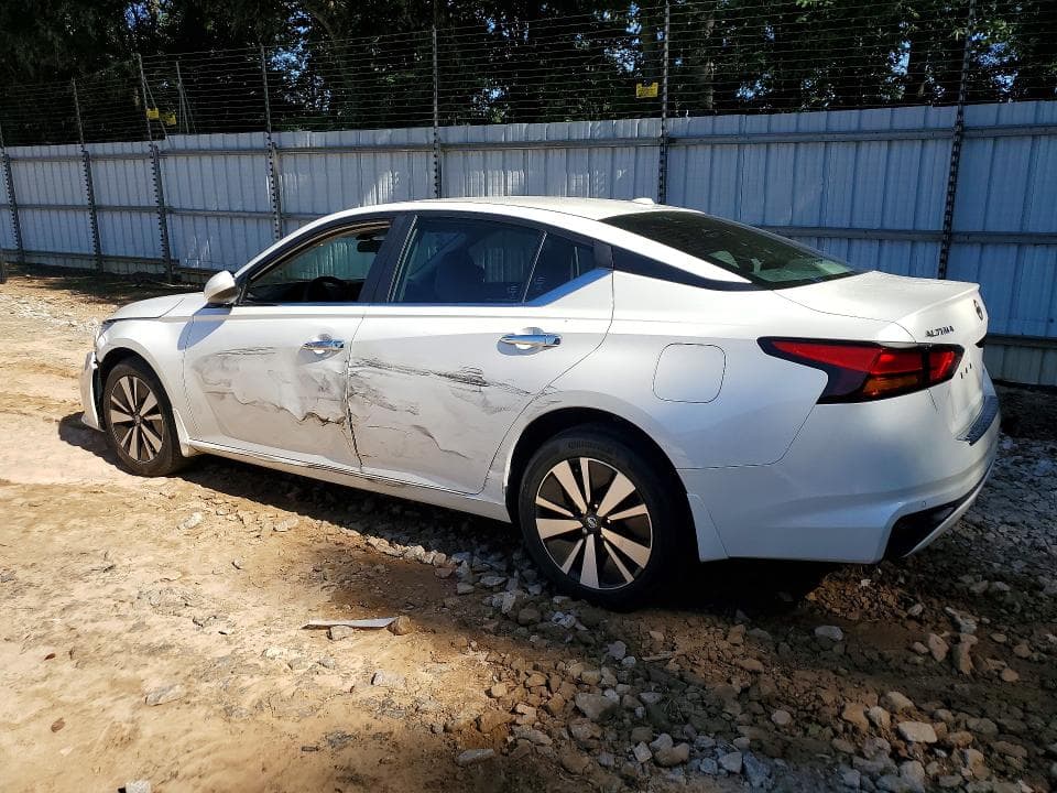 2021 NISSAN ALTIMA SV 2
