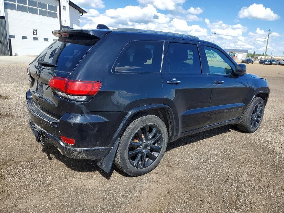 2018 JEEP GRAND CHEROKEE LAREDO 3