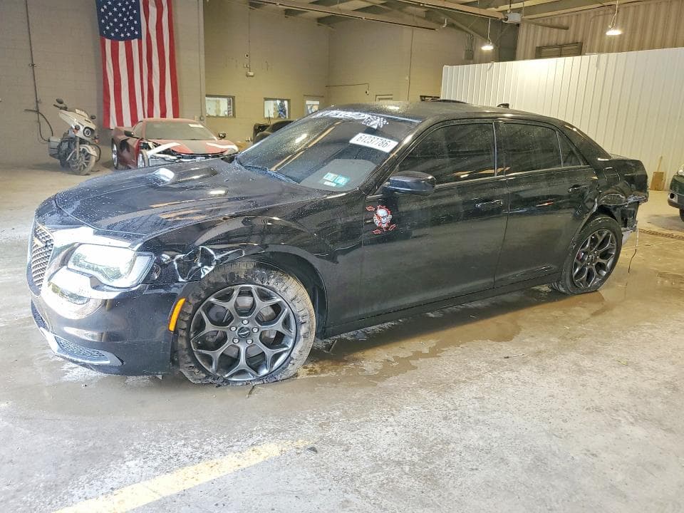 2018 CHRYSLER 300 TOURING - 1