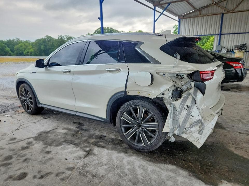 2021 INFINITI QX50 LUXE 2
