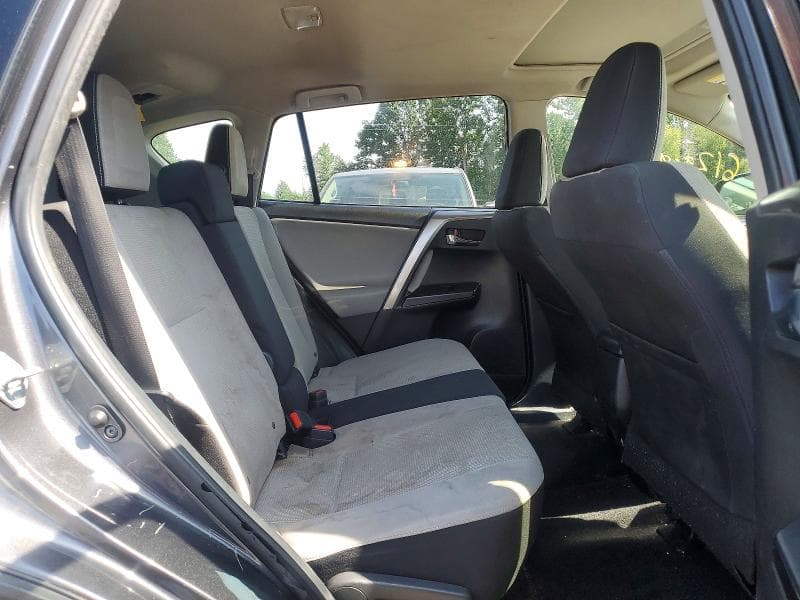 2018 TOYOTA RAV4 XLE 11