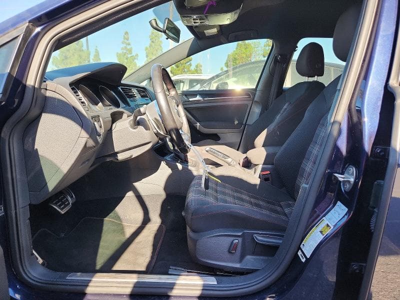 2017 VOLKSWAGEN GTI S/SE 7