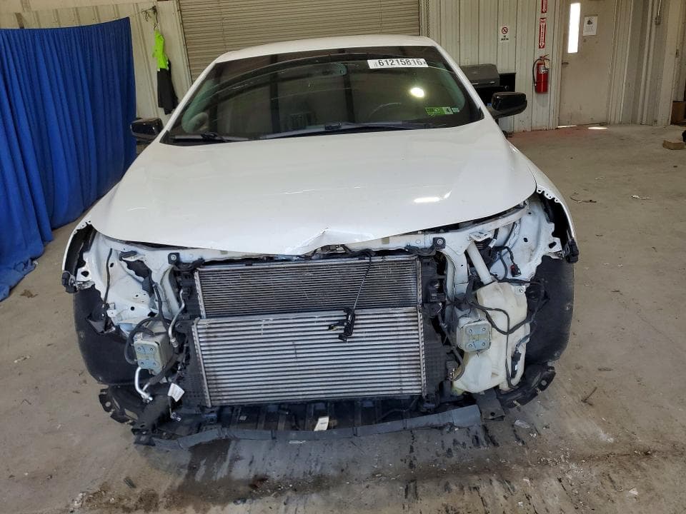 2018 CHEVROLET MALIBU LT 5