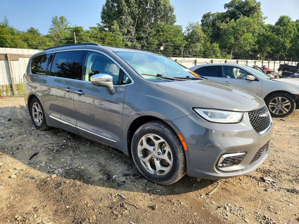2022 CHRYSLER PACIFICA LIMITED 4