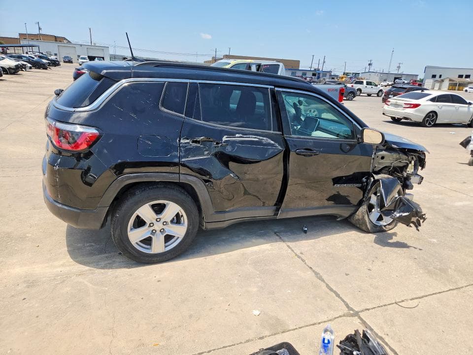 2022 JEEP COMPASS LATITUDE 3
