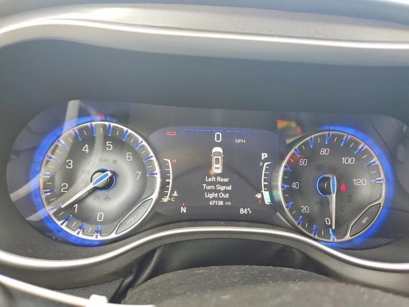 2024 CHRYSLER PACIFICA TOURING L 9