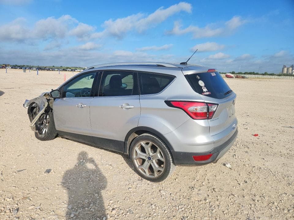 2017 FORD ESCAPE TITANIUM 2
