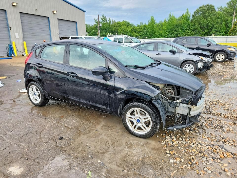 2019 FORD FIESTA SE 4