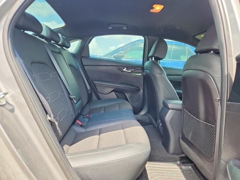 2022 KIA FORTE GT LINE 10