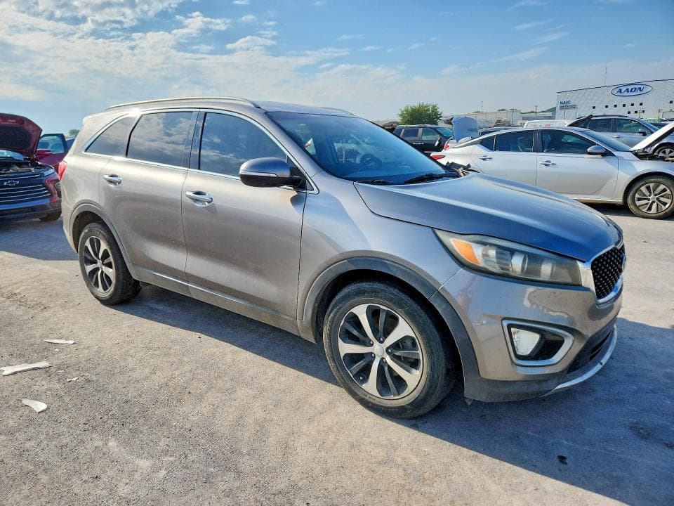 2018 KIA SORENTO EX 4