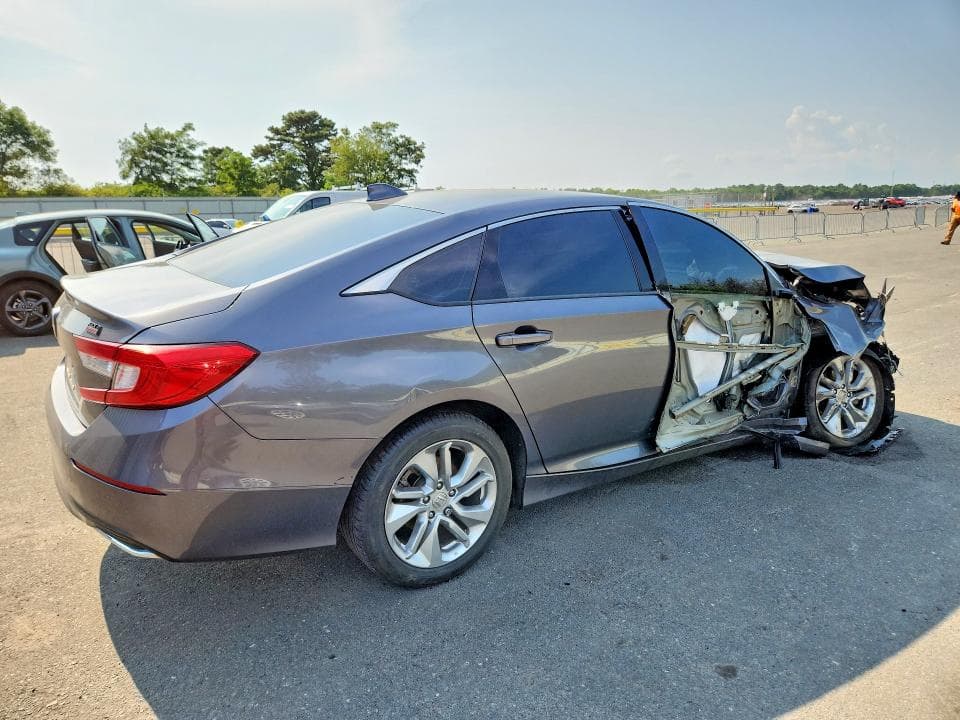 2020 HONDA ACCORD LX 3