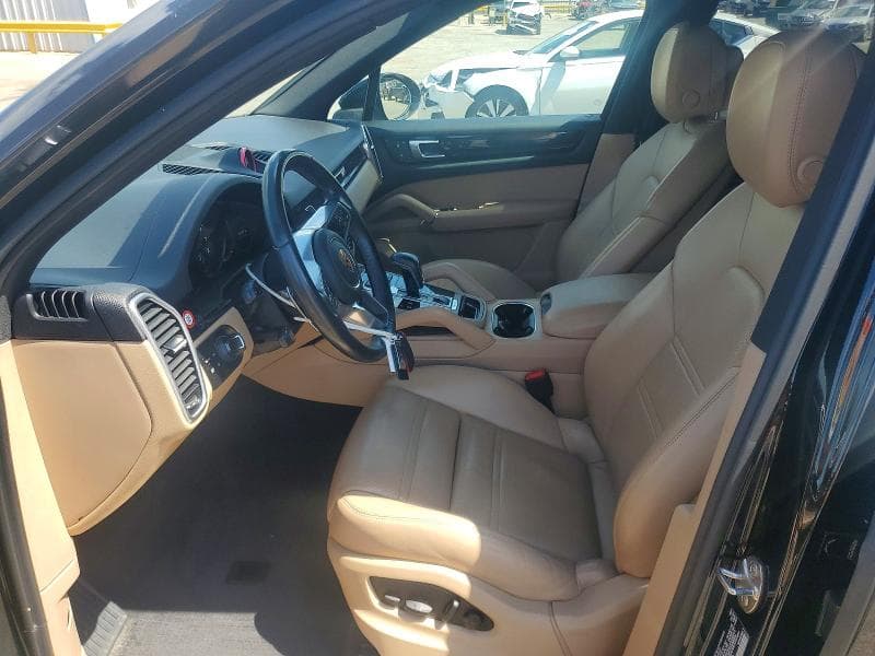 2023 PORSCHE CAYENNE BASE 7