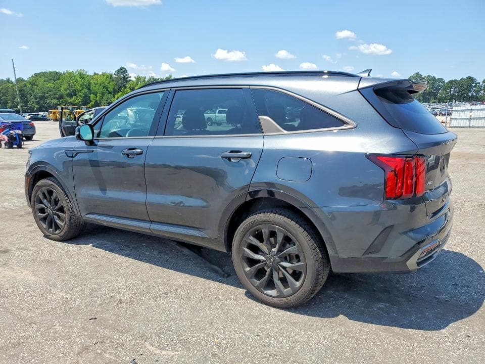 2022 KIA SORENTO SX 2