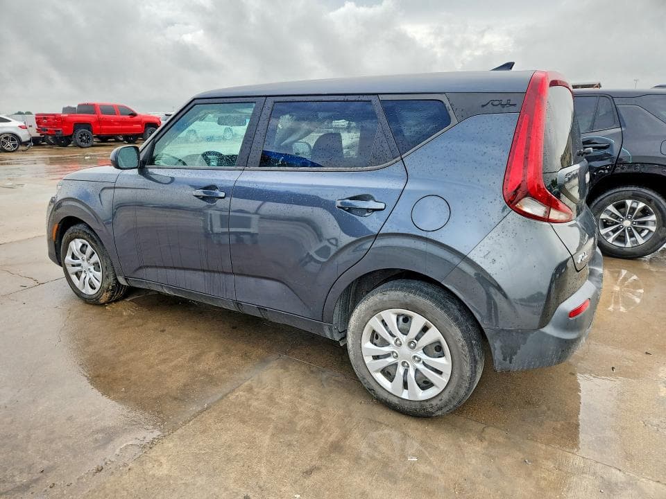 2022 KIA SOUL LX 2