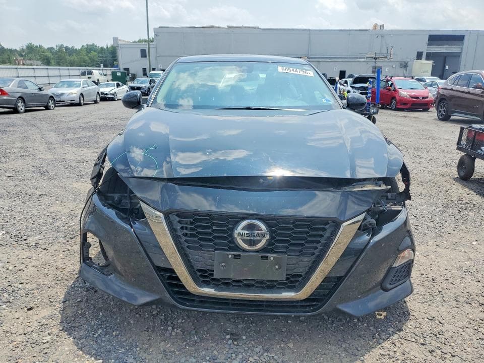 2022 NISSAN ALTIMA SR 5