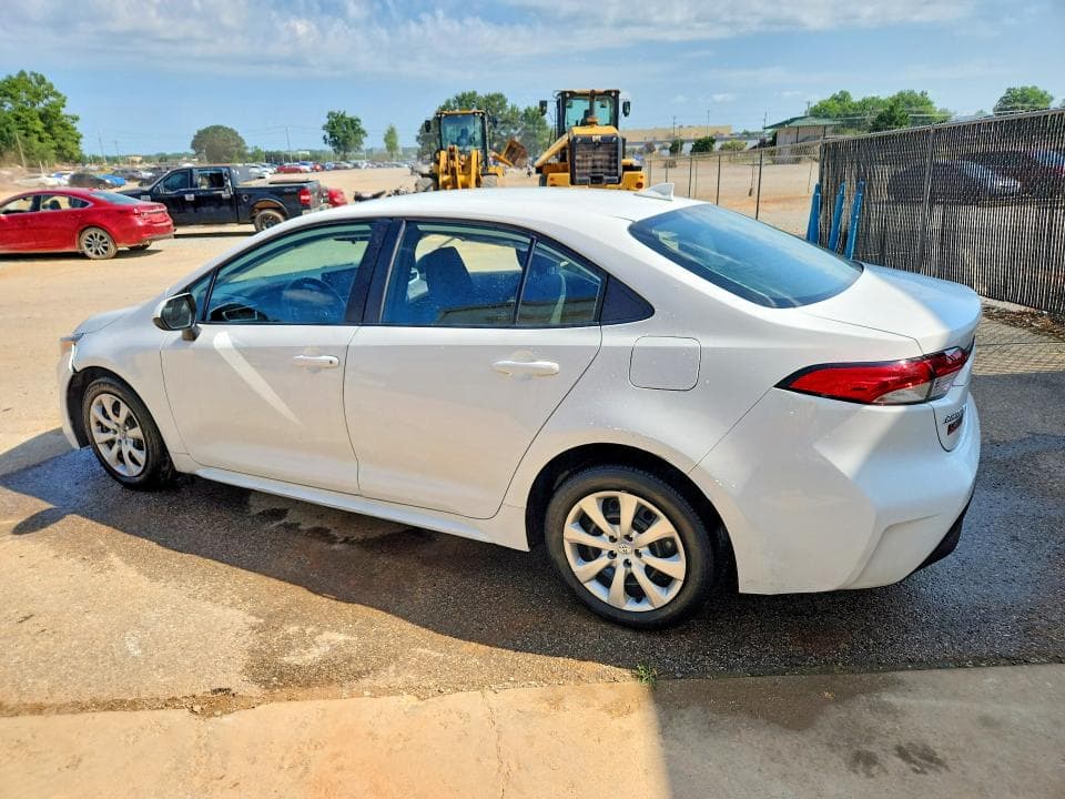 2023 TOYOTA COROLLA LE 2