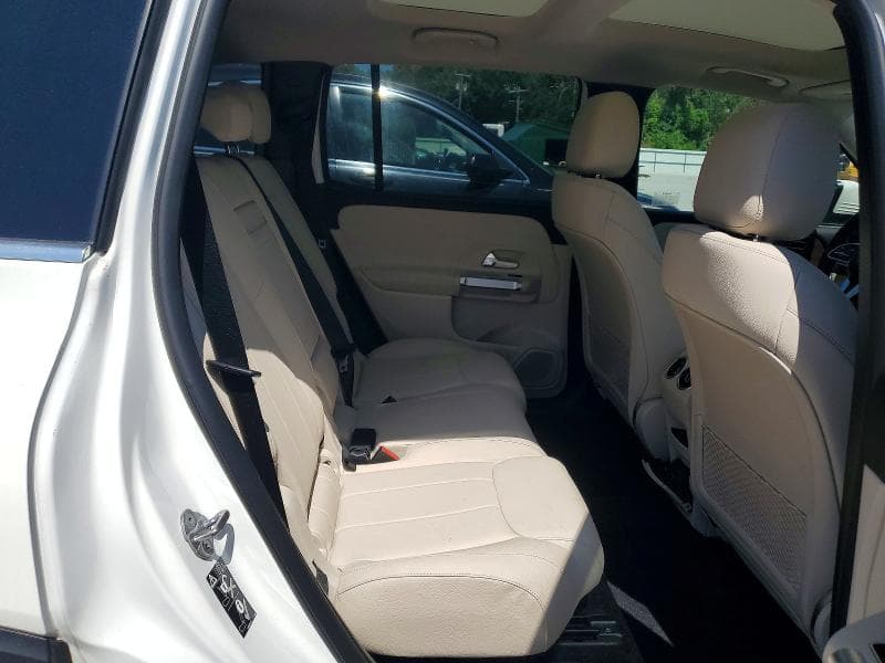 2023 MERCEDES-BENZ GLB 250 4MATIC 11