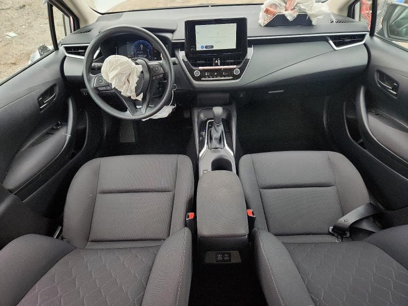 2026 TOYOTA COROLLA LE 8