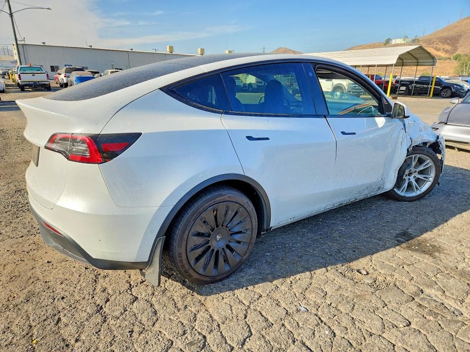 2021 TESLA MODEL Y 3