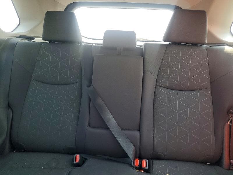 2024 TOYOTA RAV4 HYBRID XLE 10