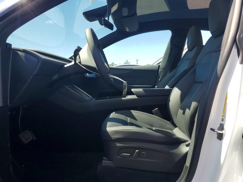 2026 TESLA MODEL Y 7