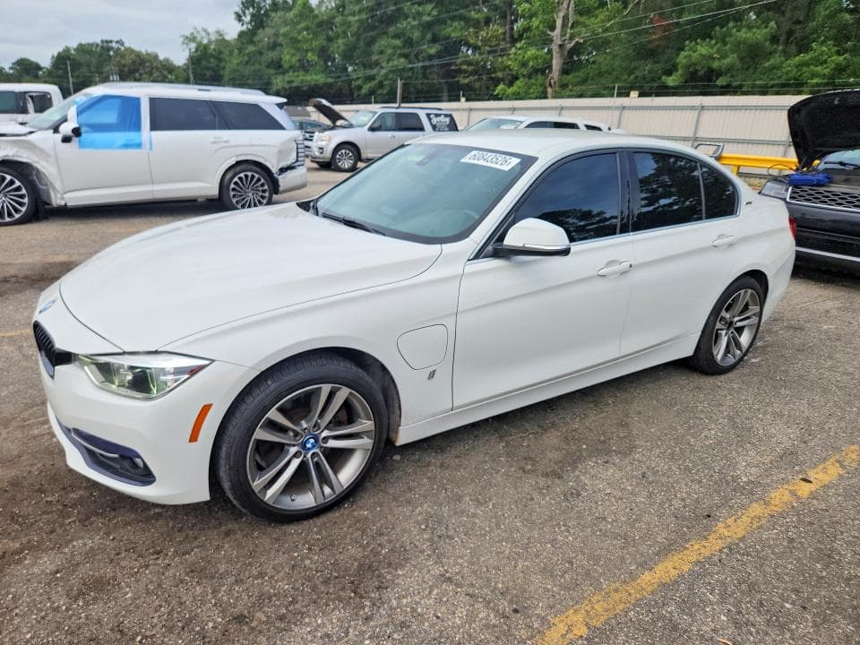 2018 BMW 330E - 1