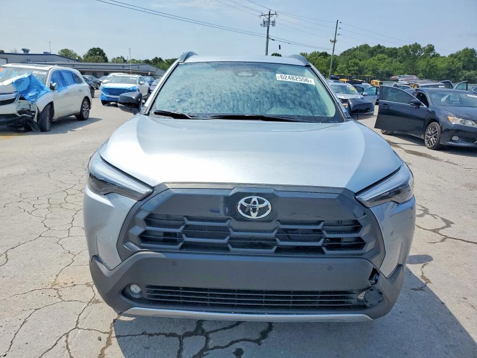 2026 TOYOTA COROLLA CROSS XLE 5